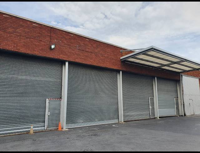 4,228M² FACTORY TO LET IN SACKS CIRCLE INDUSTRIAL